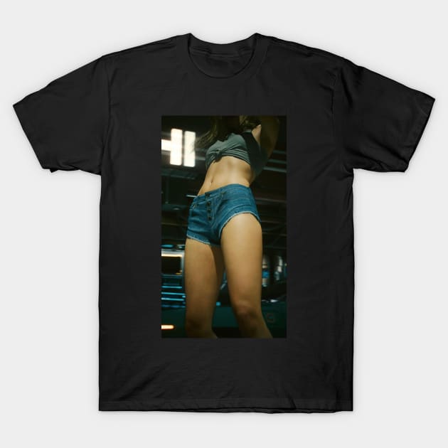 Cyberpunk 2077 V Photo T-Shirt by RobaehOod